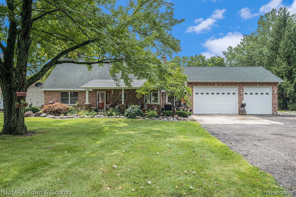 1460 Flushing Road Flushing, MI 48433 - Photo 4 of 52