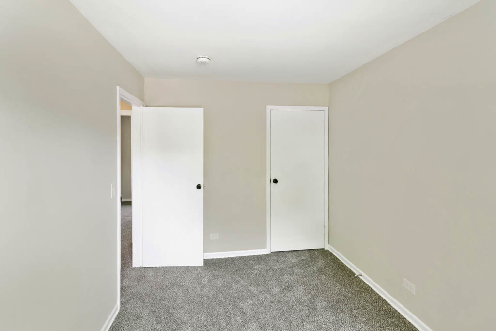 5644 Crestwood Road Matteson, IL 60443 - Photo 10 of 20