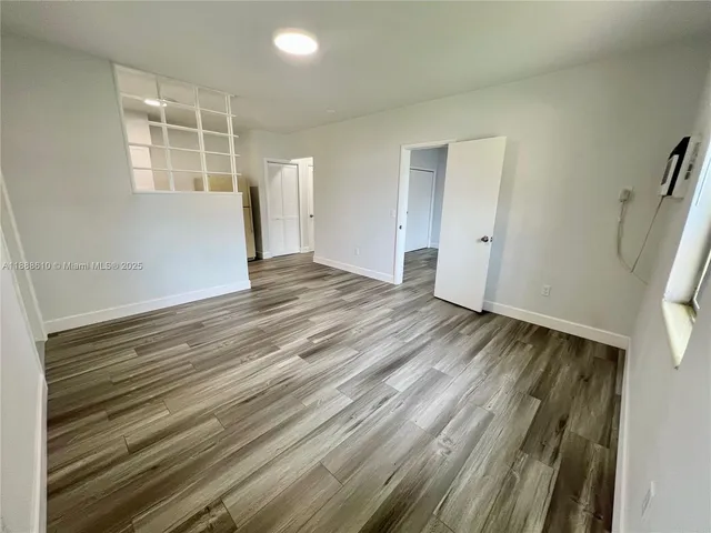 $1,700 | 962 Northwest 6 Street, Unit 2, Miami, FL 33136