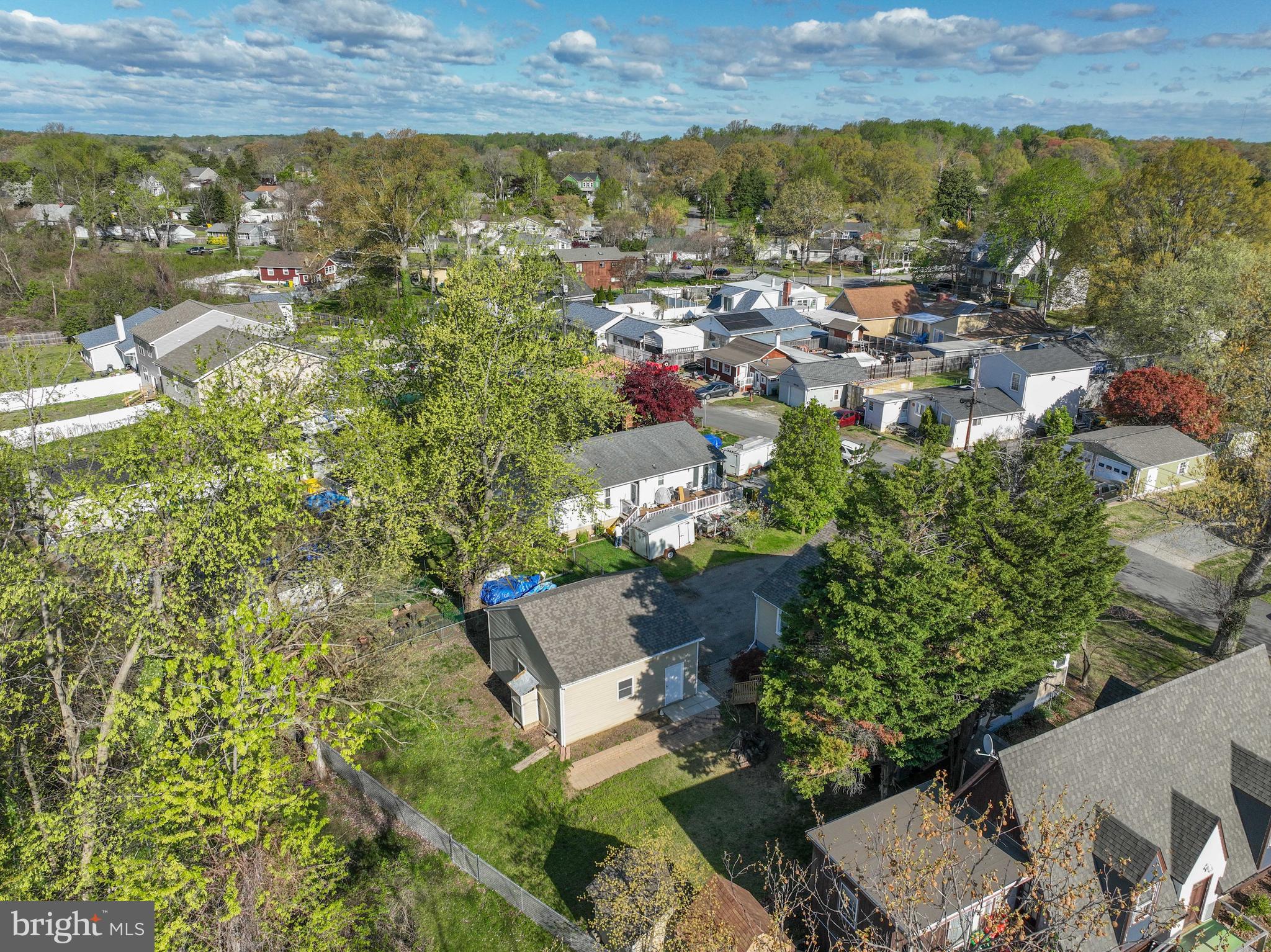 313 Orchard Road Edgewater, MD 21037 - Photo 47 of 48 an aerial view of residential house with outdoor space and swimming pool