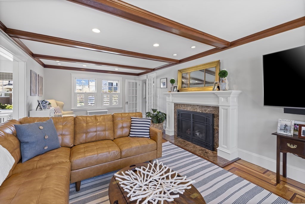 15 Glendale Road Marblehead, MA 01945 - Photo 11 of 32