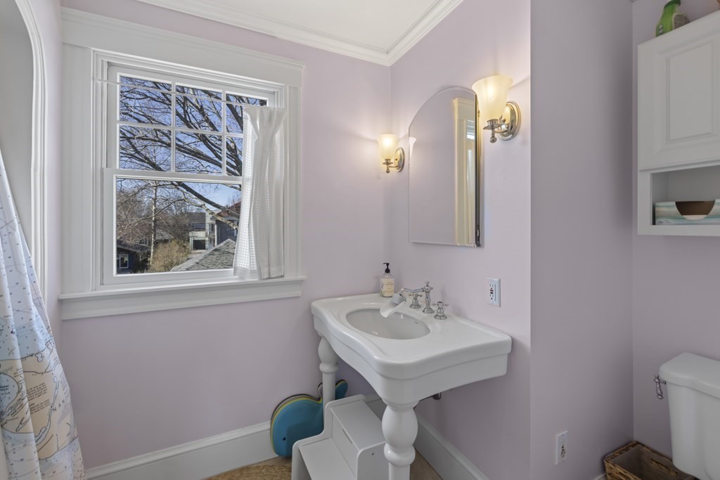 15 Glendale Road Marblehead, MA 01945 - Photo 17 of 32
