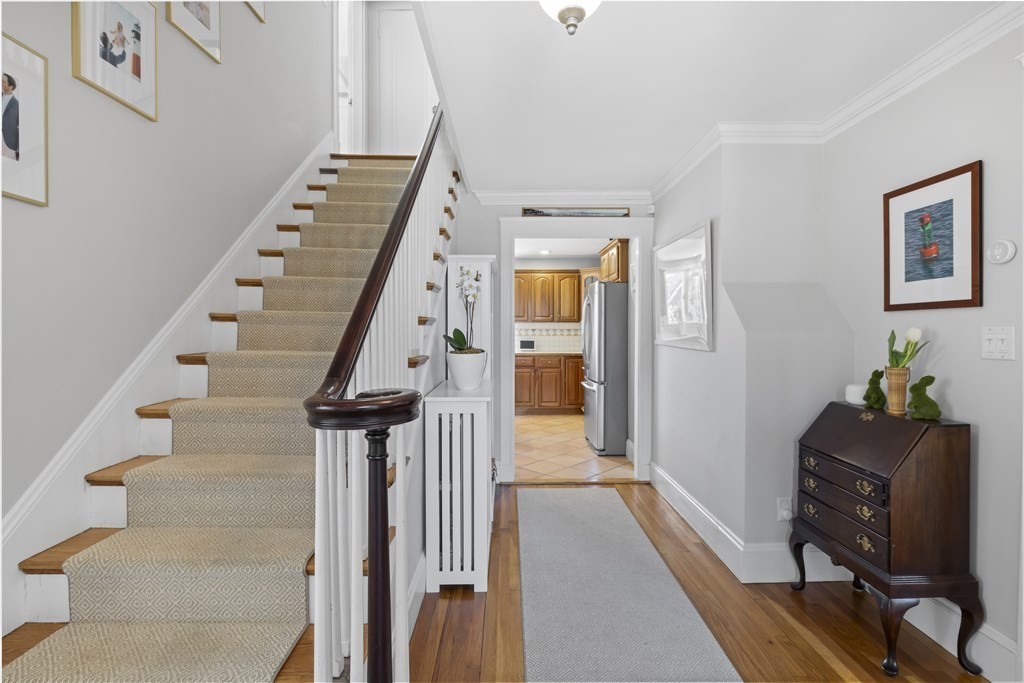 15 Glendale Road Marblehead, MA 01945 - Photo 2 of 32