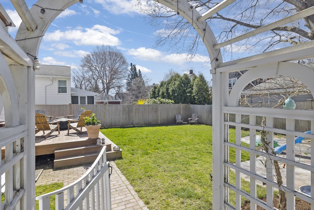 15 Glendale Road Marblehead, MA 01945 - Photo 28 of 32