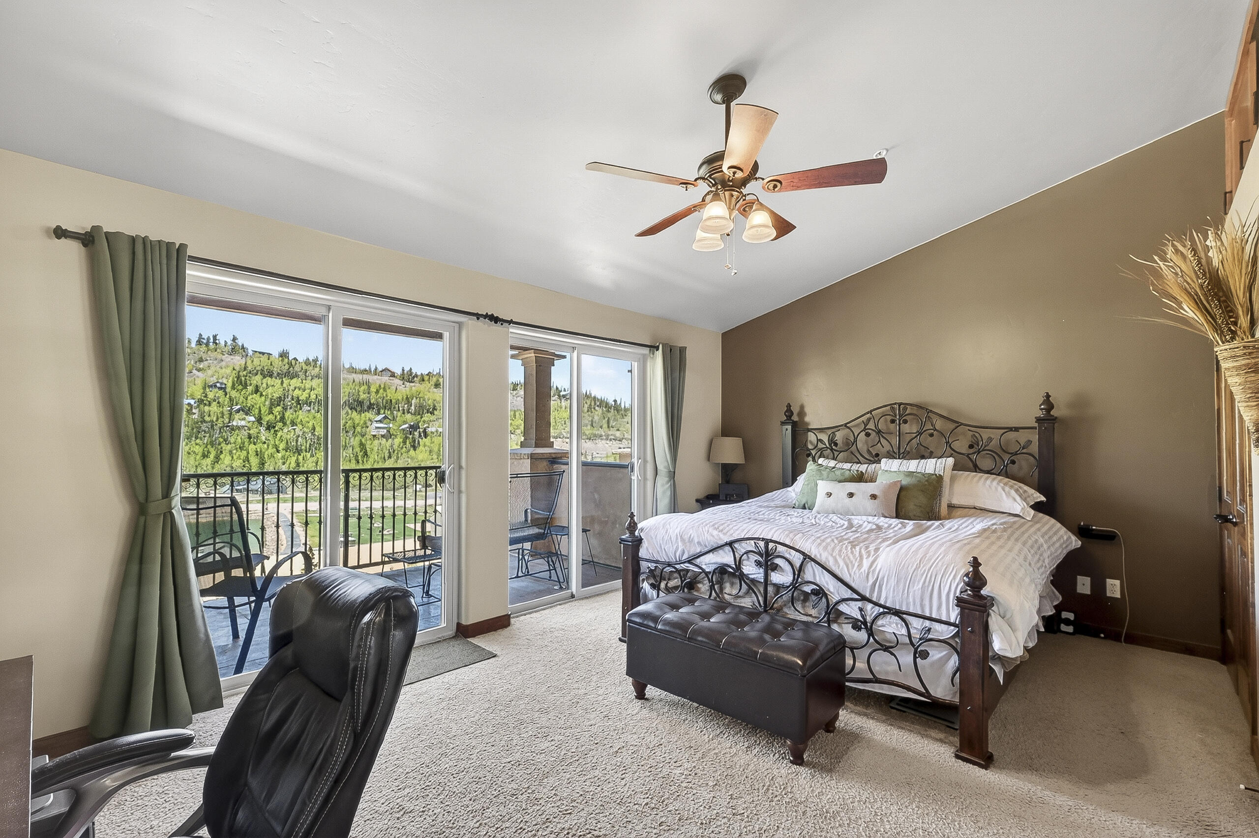 565 South Vasels Road, Unit 3B Brian Head, UT 84719 - Photo 23 of 50 Black Diamond-33