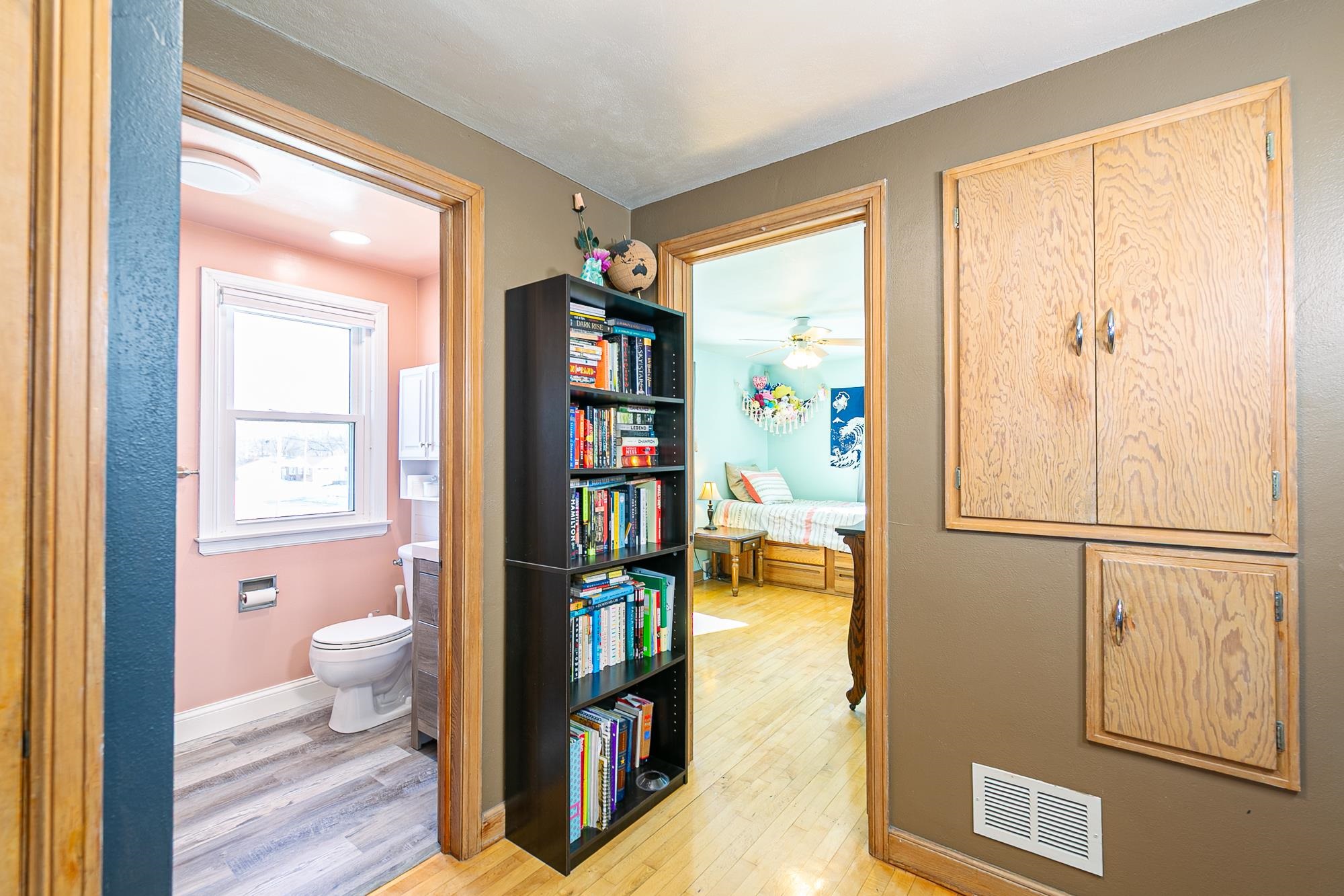 908 8th Street Menasha, WI 54952 - Photo 18 of 49