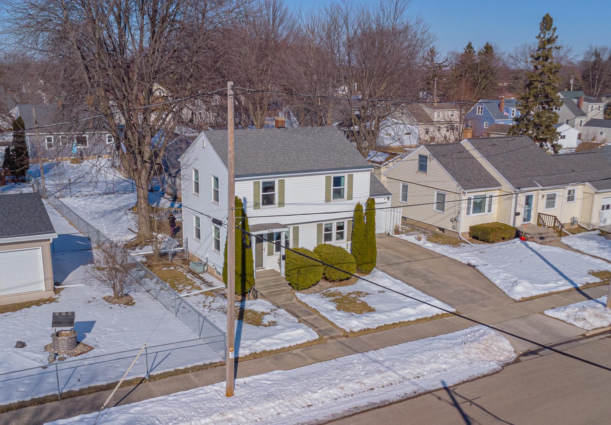 908 8th Street Menasha, WI 54952 - Photo 45 of 49