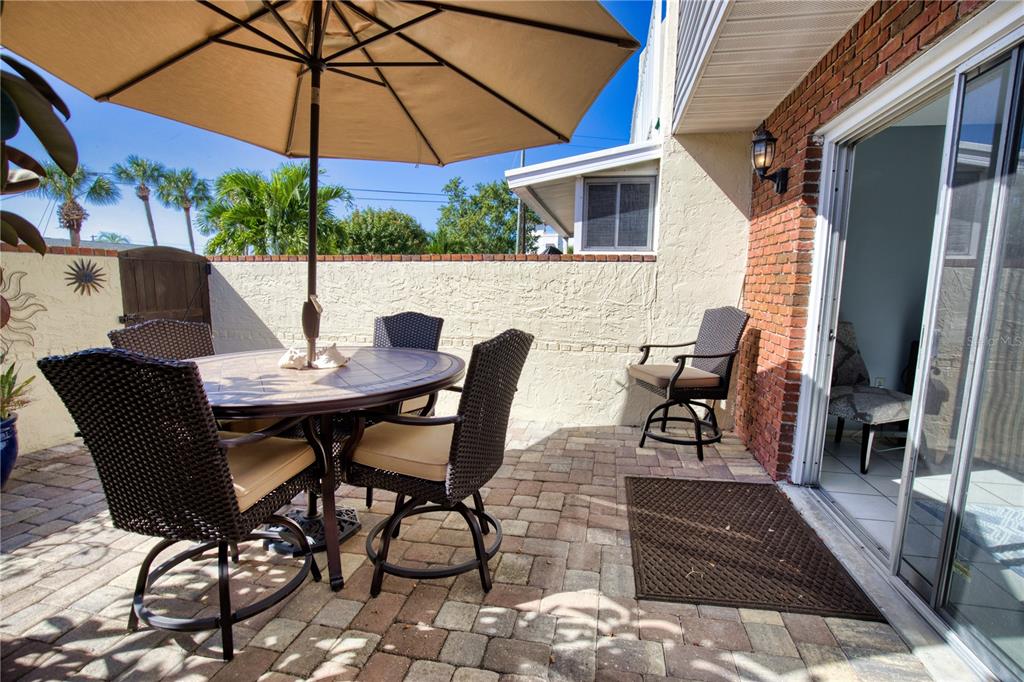 744 Cadiz Road, Unit 2 Venice, FL 34285 - Photo 12 of 26 a view of an outdoor seating area
