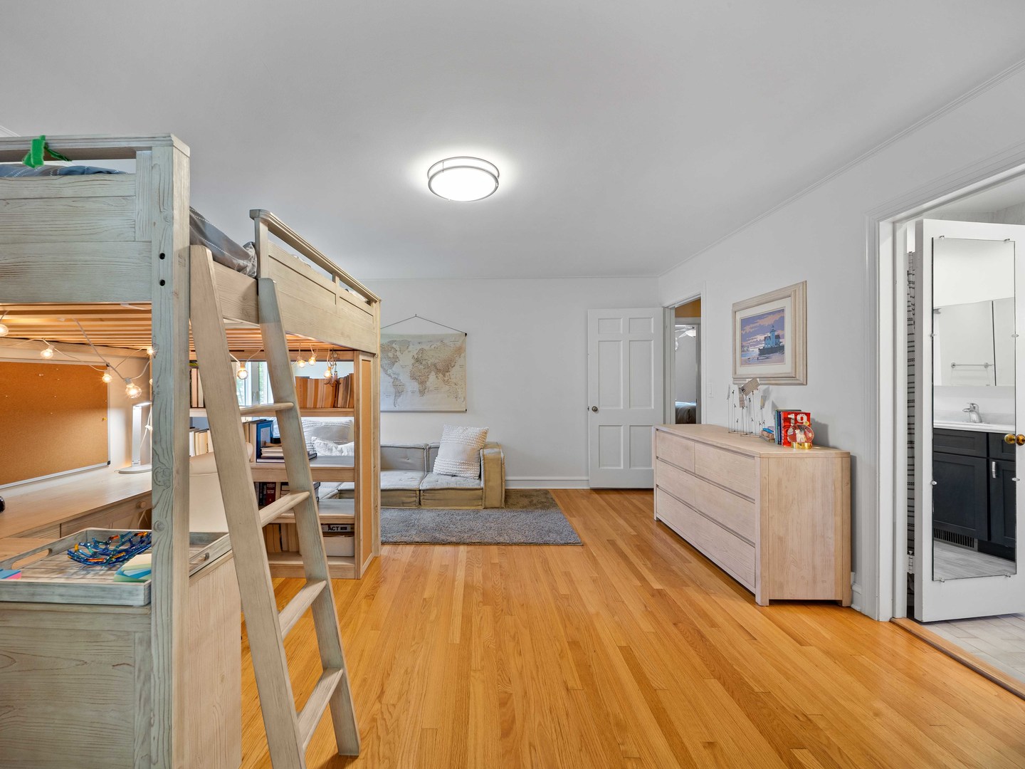 9530 Harding Avenue Evanston, IL 60203 - Photo 35 of 54