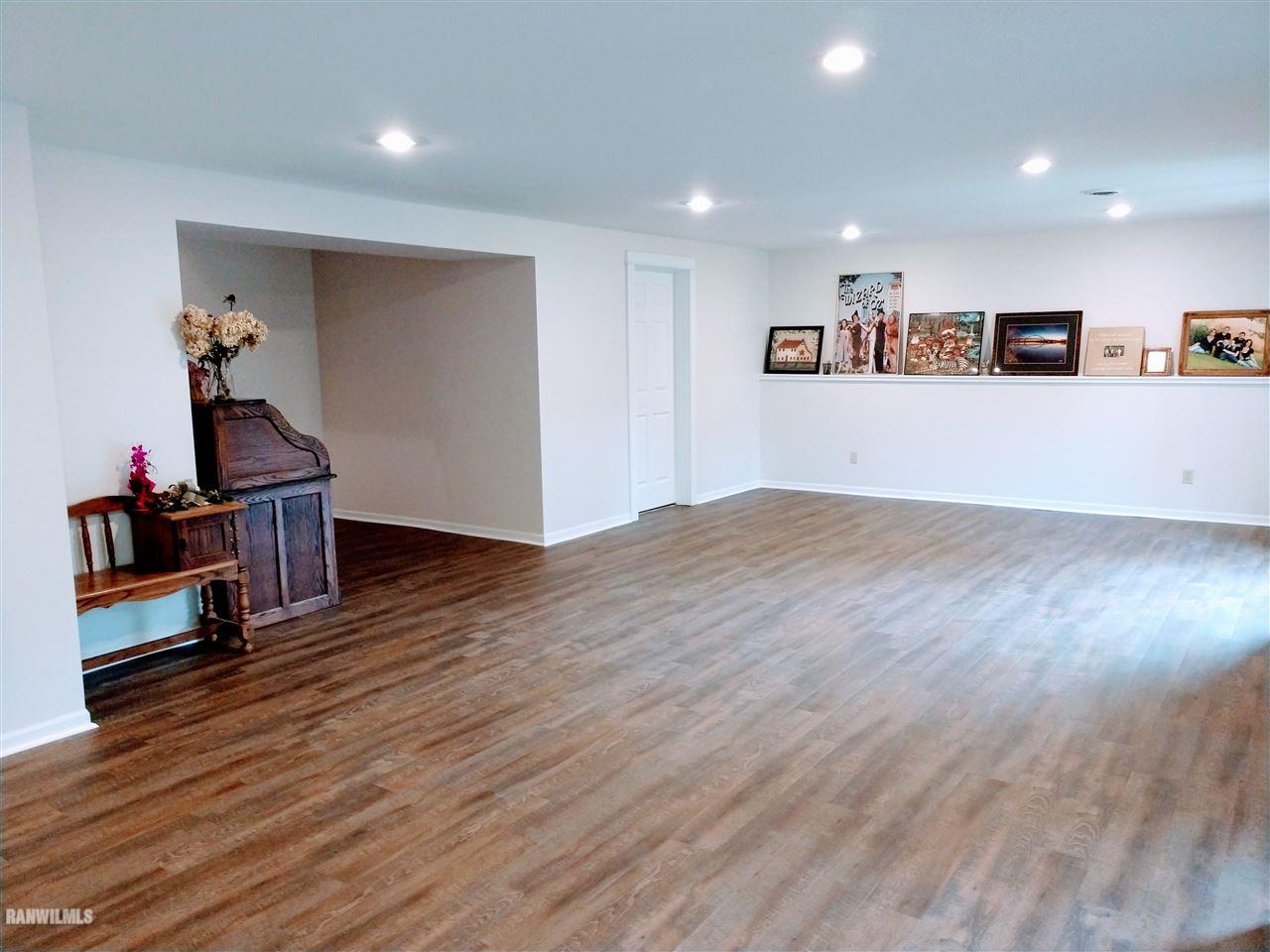 13785 West Point Road Mount Carroll, IL 61053 - Photo 27 of 35 Gallery Image 27