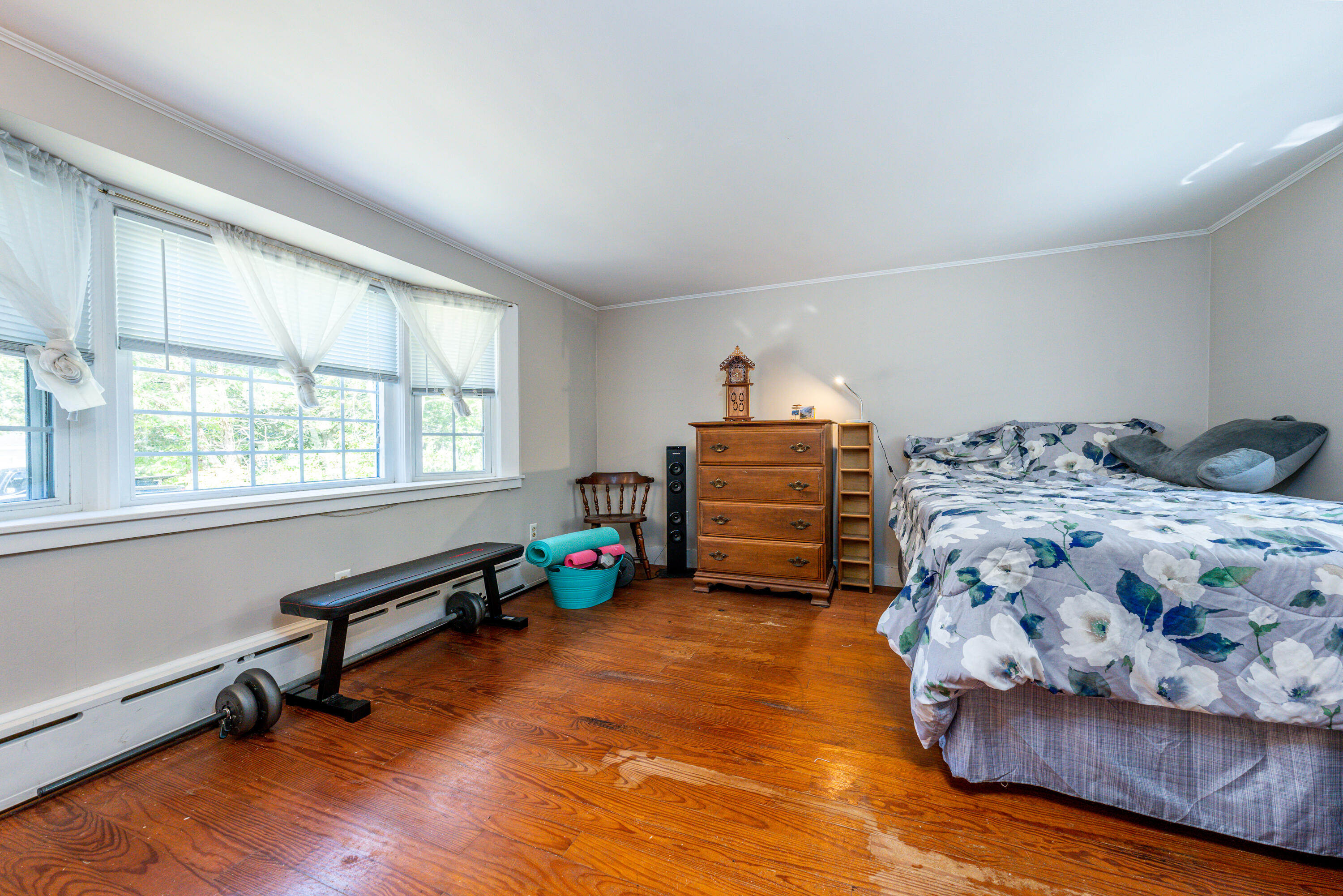 160 Dunns Pond Road Barnstable, MA 02601 - Photo 11 of 23 2ndbedroom1