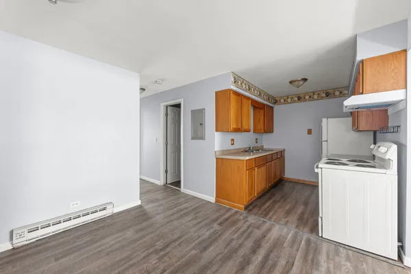 $1,650 | 535 West Lies Road, Unit 6, Carol Stream, IL 60188