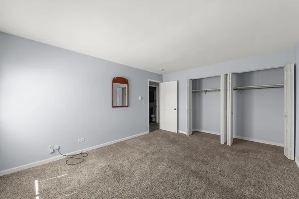 $1,650 | 535 West Lies Road, Unit 6, Carol Stream, IL 60188
