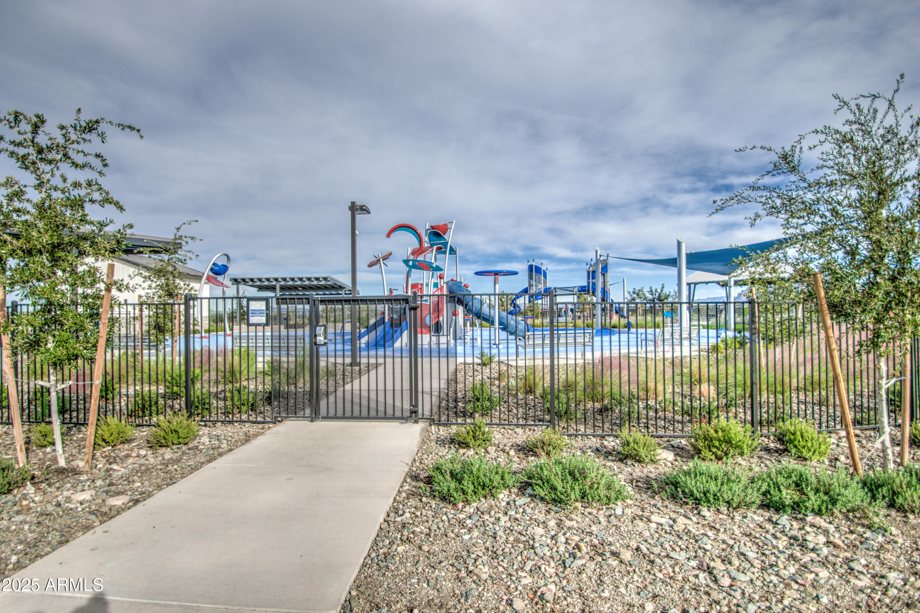 1749 West Stealth Avenue Apache Junction, AZ 85120 - Photo 47 of 48 a view of outdoor space and yard