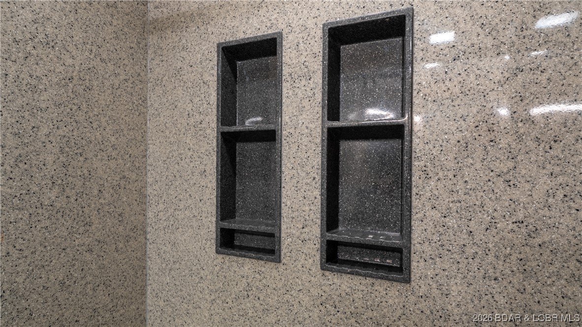 4 Bear Lake Road Eldon, MO 65026 - Photo 21 of 37 Built-ins in master shower