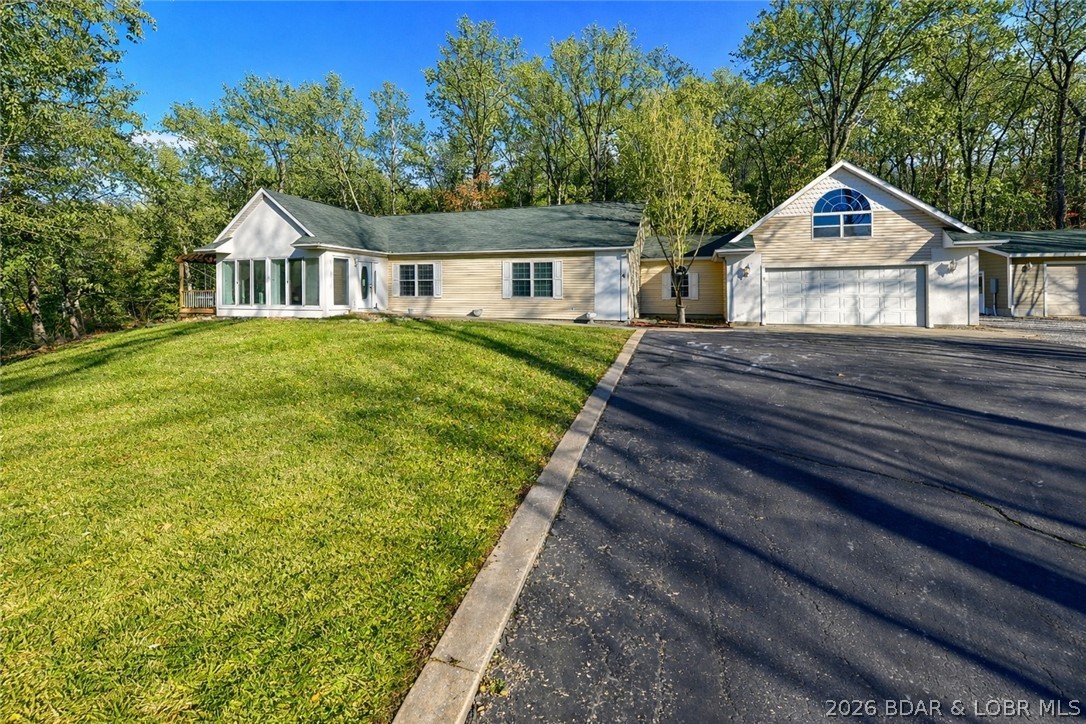 4 Bear Lake Road Eldon, MO 65026 - Photo 3 of 37