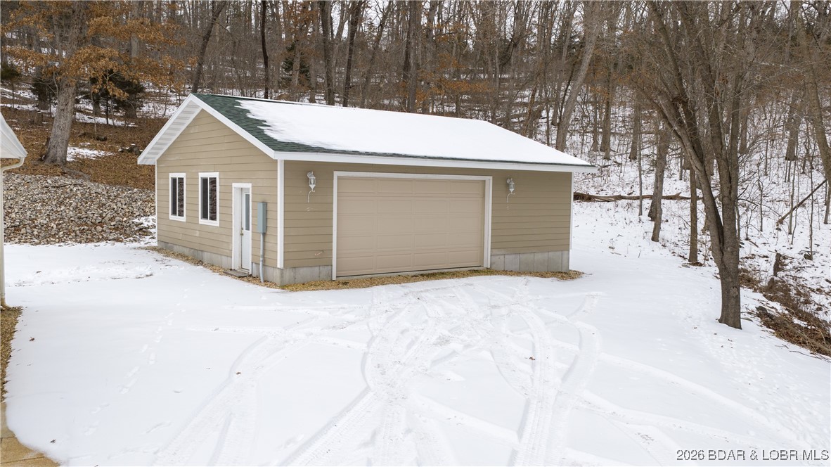 4 Bear Lake Road Eldon, MO 65026 - Photo 33 of 40