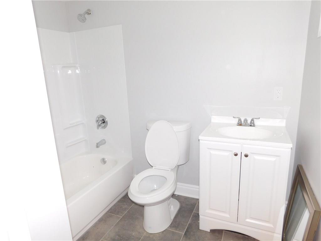 1023 Varner Road Pittsburgh, PA 15227 - Photo 15 of 22 Gallery Image 15