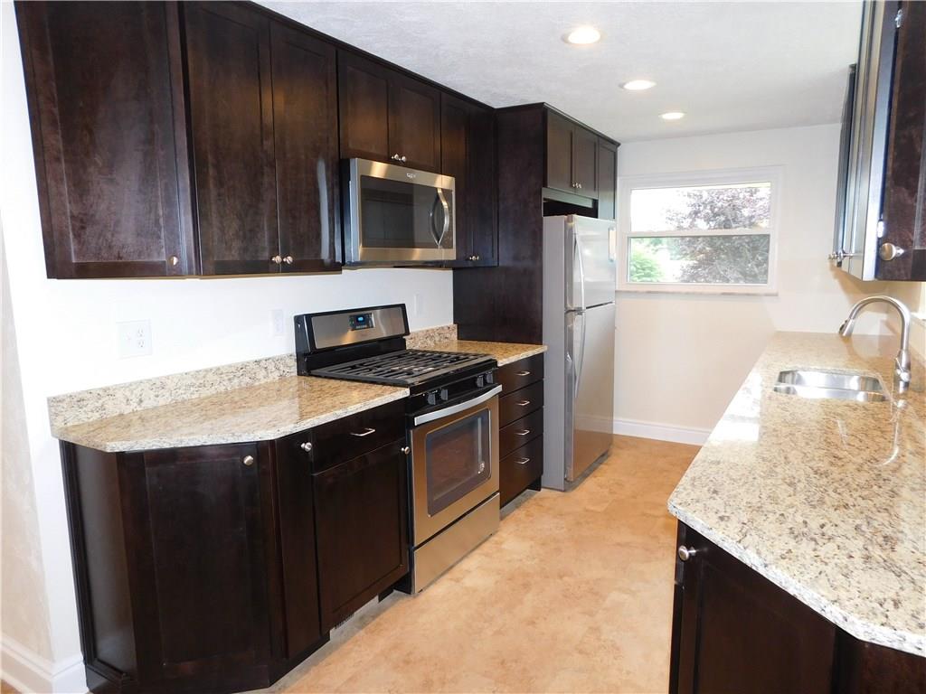 1023 Varner Road Pittsburgh, PA 15227 - Photo 6 of 22 Gallery Image 6