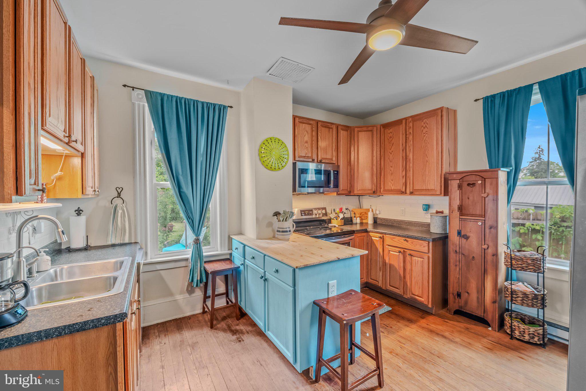 719 South Raleigh Street Martinsburg, WV 25401 - Photo 13 of 45 Kitchen