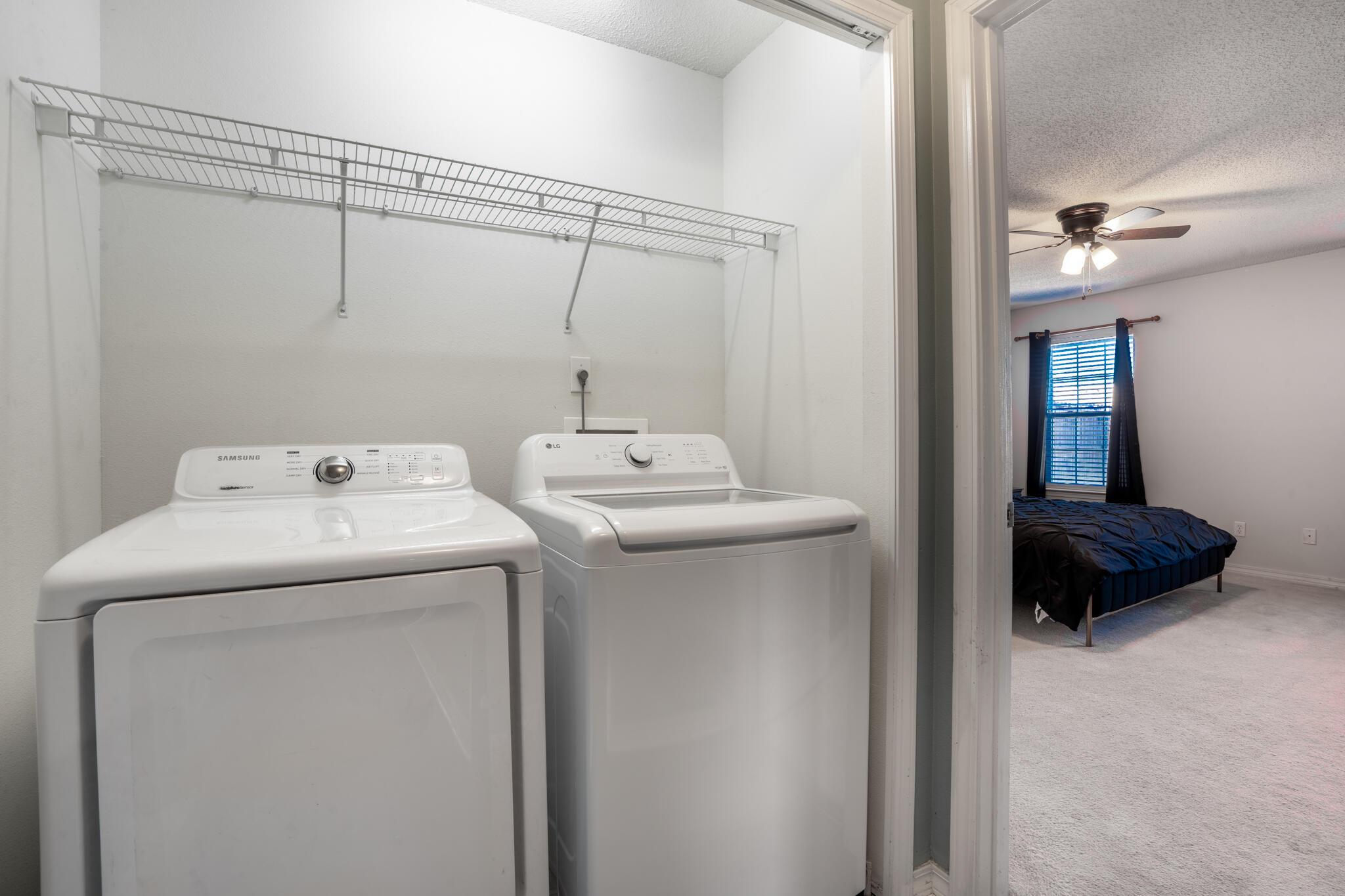 104 Sandstone Trail Crestview, FL 32539 - Photo 28 of 41 a utility room with dryer and washer