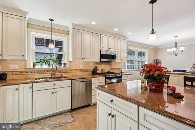 $699,997 | 19321 Olney Mill Road, Olney, MD 20832