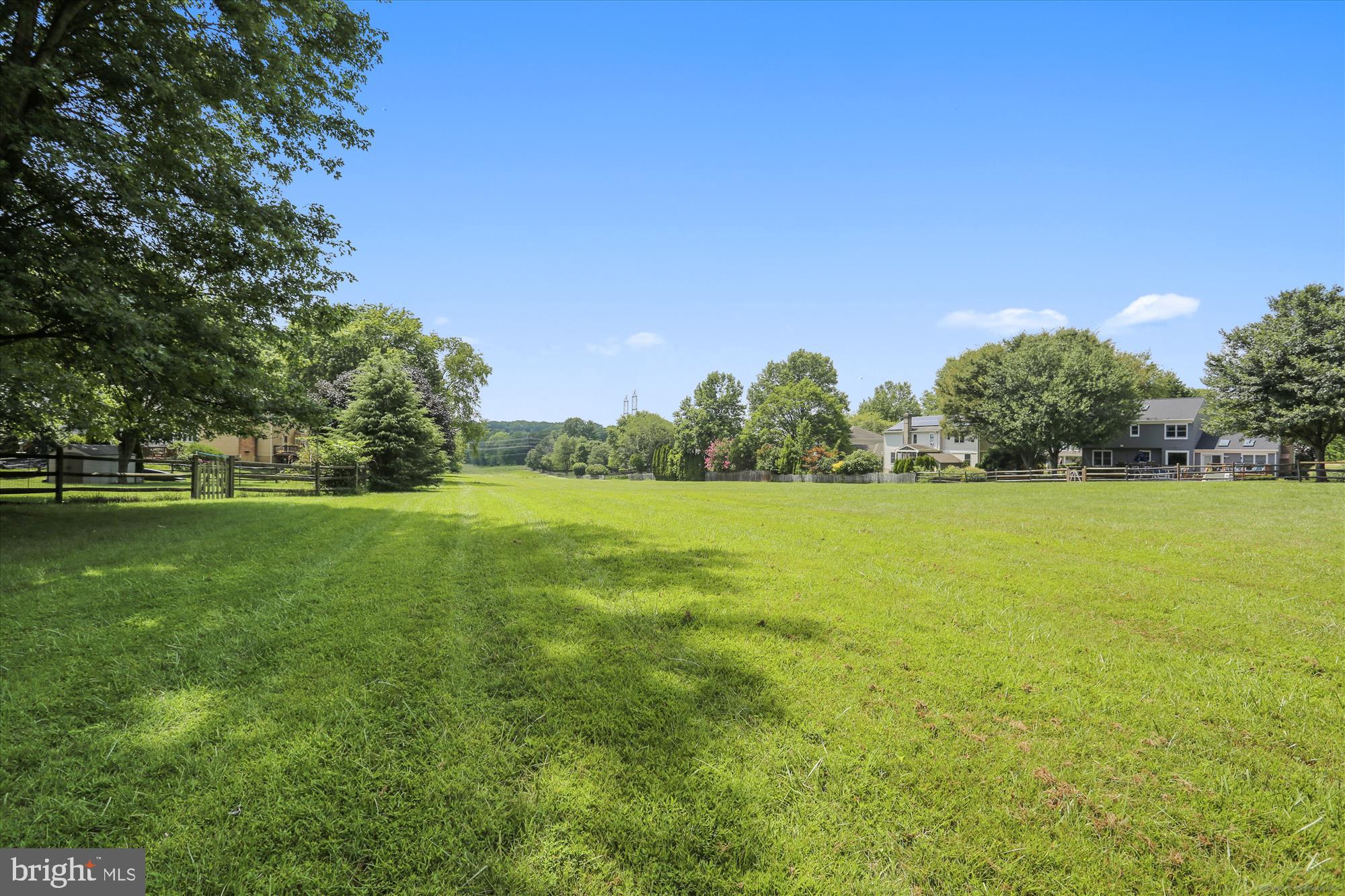 19321 Olney Mill Road Olney, MD 20832 - Photo 57 of 91 a view of green field with trees in the background
