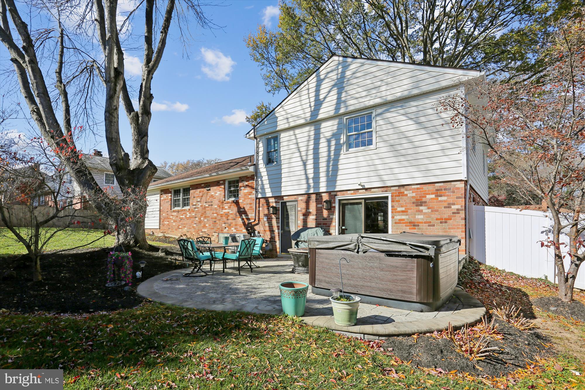 19321 Olney Mill Road Olney, MD 20832 - Photo 7 of 91 a view of a house with backyard and sitting area