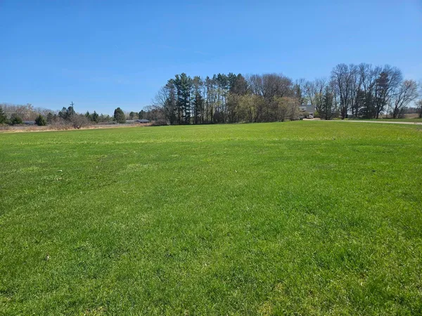 $199,900 | 2-6 Maple Lane, Unit VILLAGE CREST ESTATES, Hewitt, WI 54441