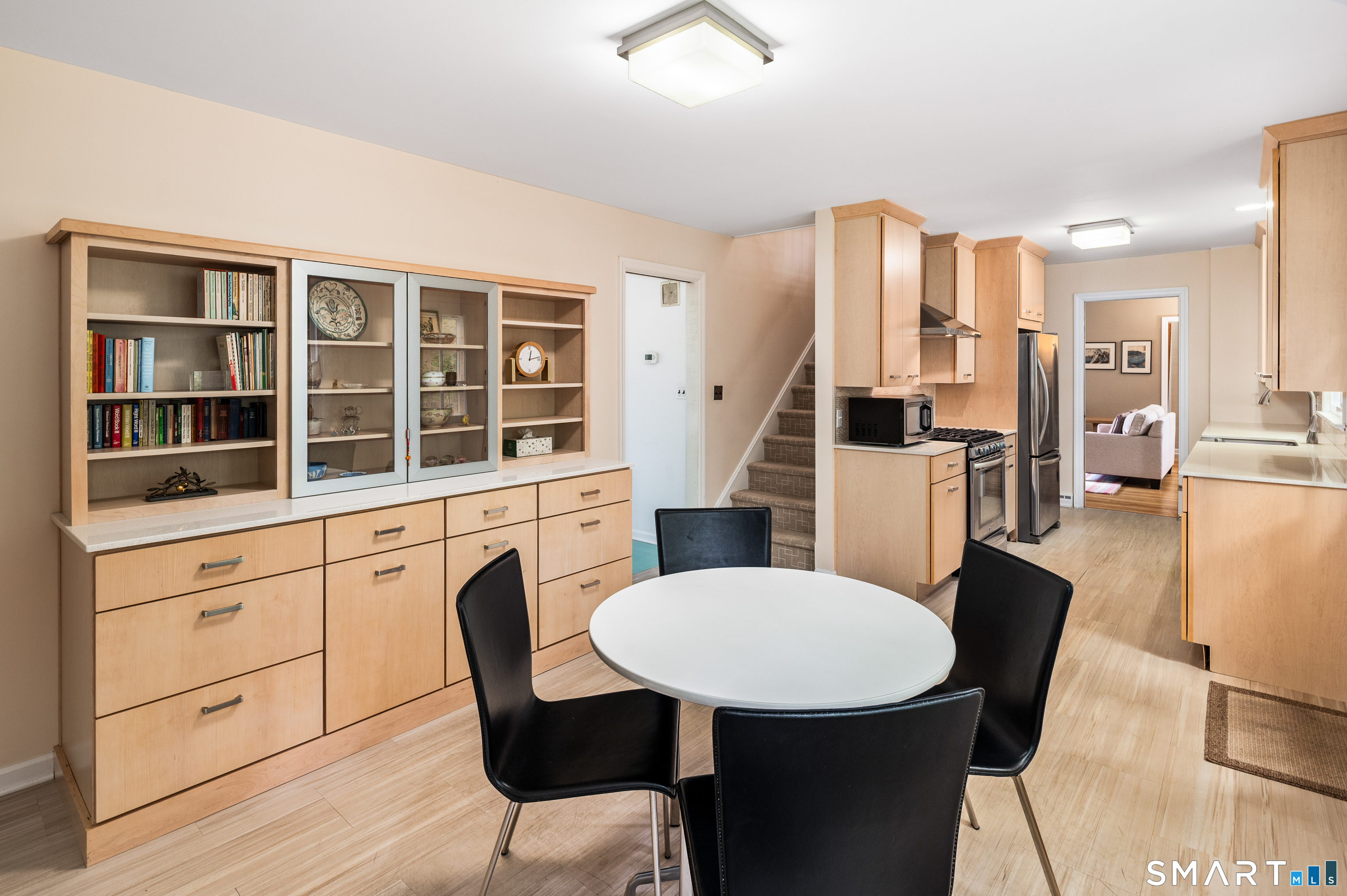 326 Four Brooks Road Stamford, CT 06903 - Photo 5 of 39
