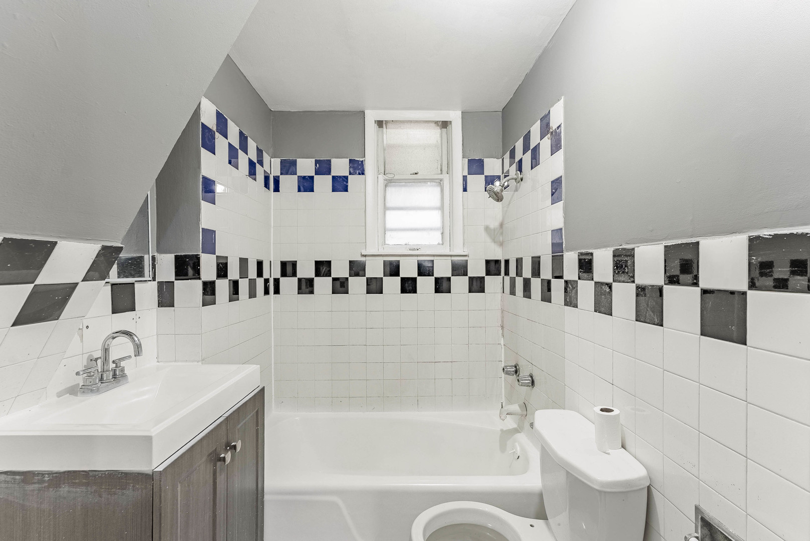 4722 South Ada Street Chicago, IL 60609 - Photo 11 of 15