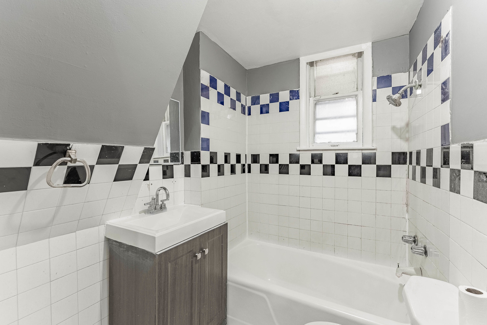 4722 South Ada Street Chicago, IL 60609 - Photo 10 of 15