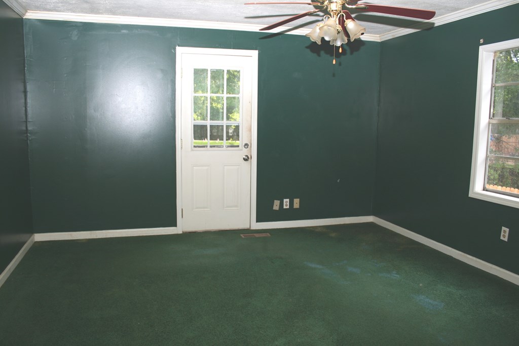 2511 Reese Road Columbus, GA 31907 - Photo 23 of 31 an empty room with a window