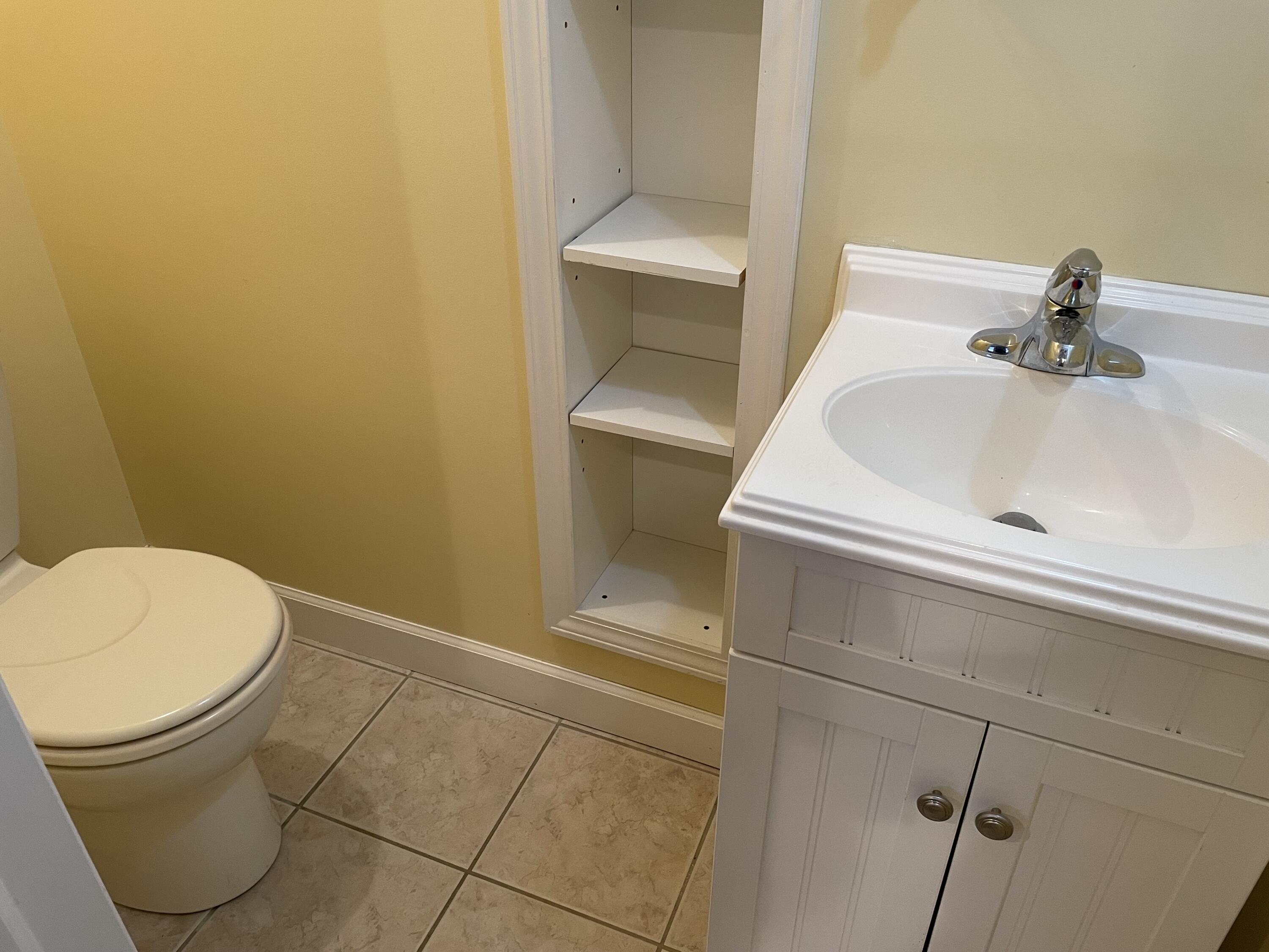 3473 Windsor Road, Unit 3 4 5 Morristown, TN 37813 - Photo 16 of 18 IMG_1962