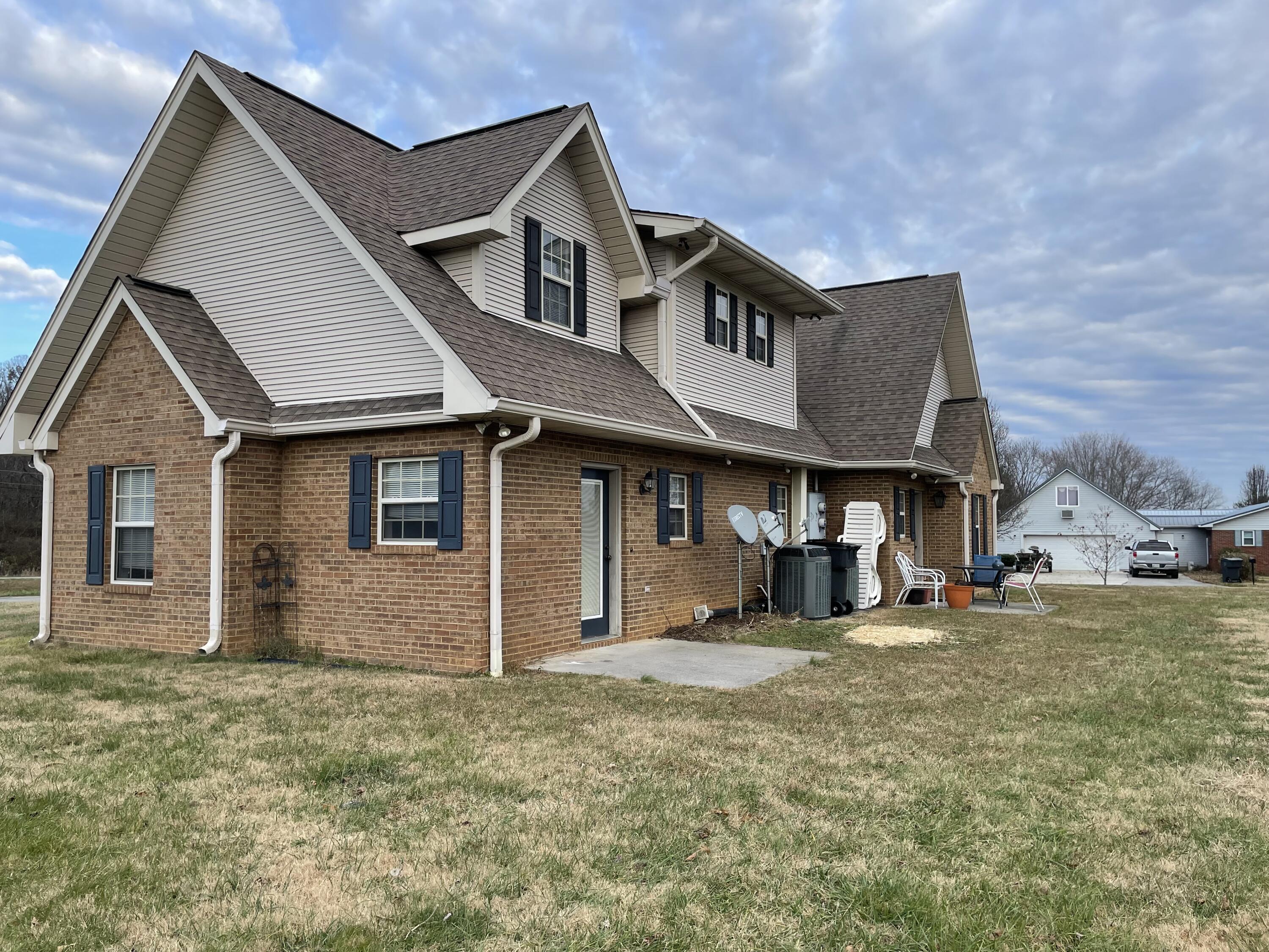 3473 Windsor Road, Unit 3 4 5 Morristown, TN 37813 - Photo 4 of 18 IMG_1954