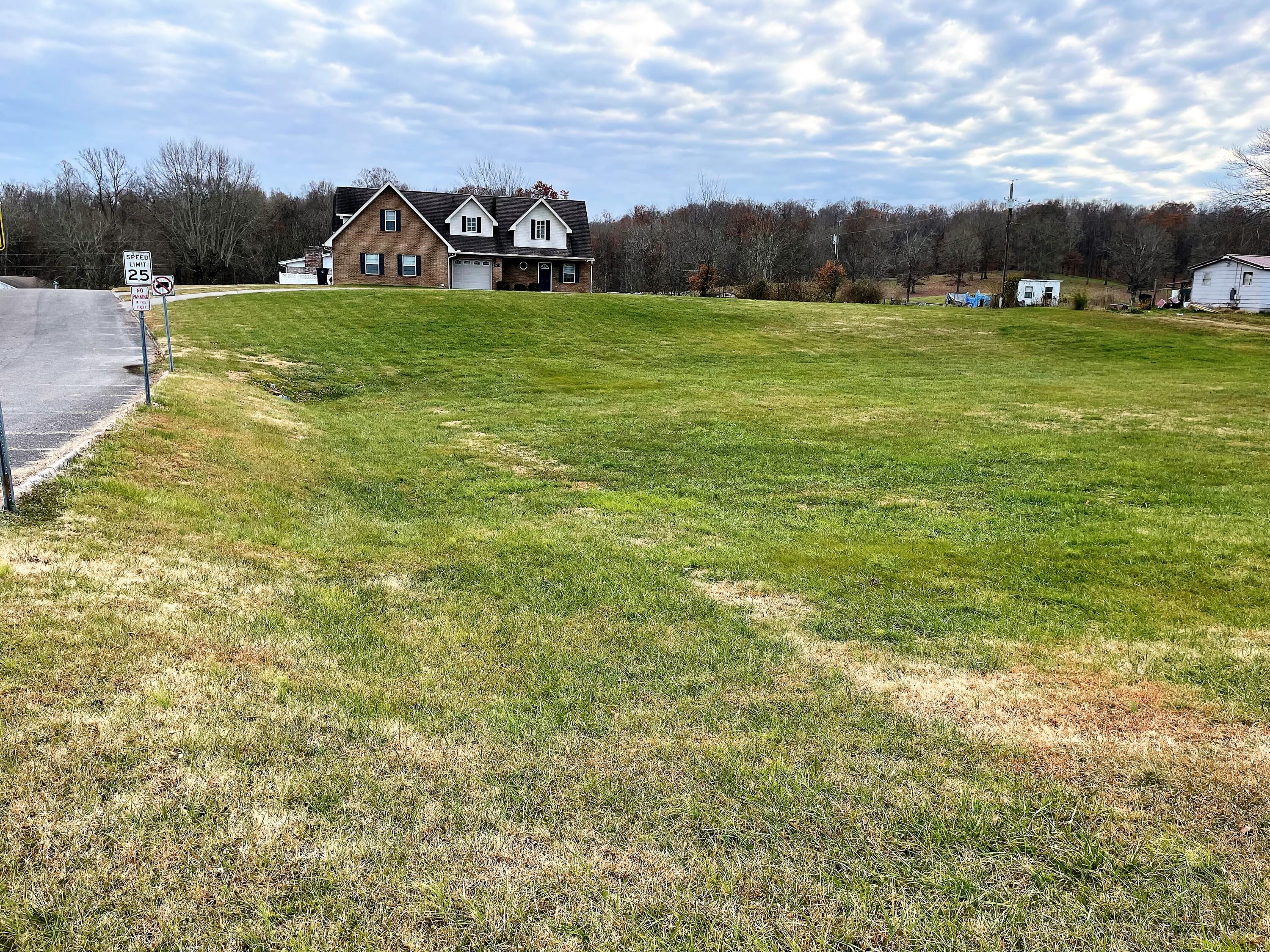 3473 Windsor Road, Unit 3 4 5 Morristown, TN 37813 - Photo 8 of 18 IMG_1949