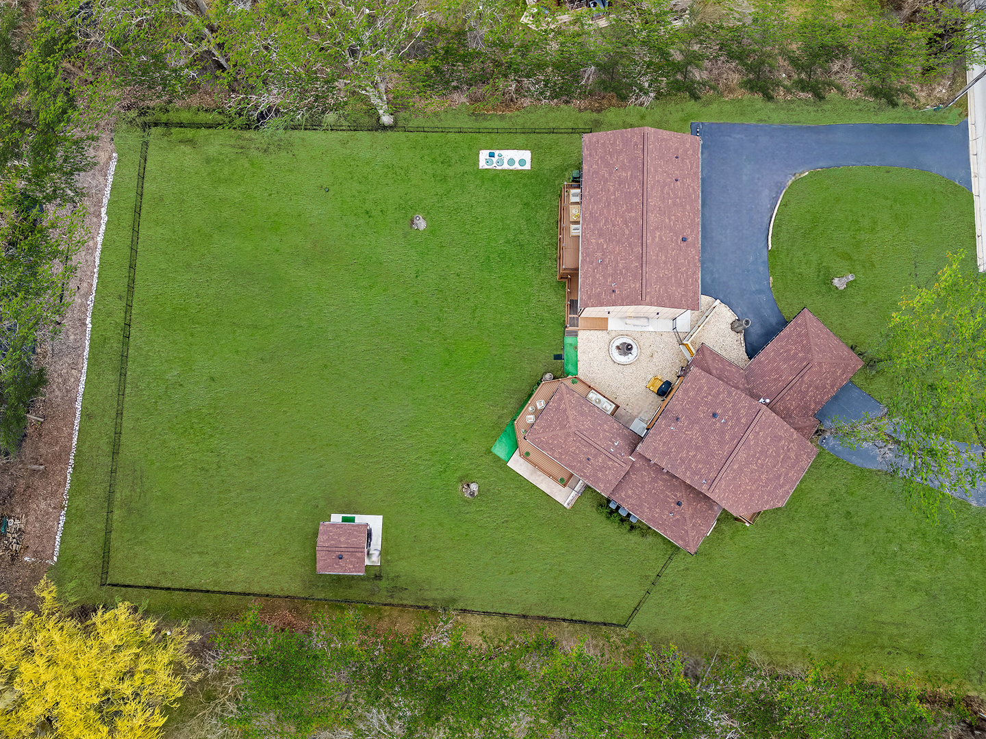 3220 Meyers Road Oak Brook, IL 60523 - Photo 4 of 43 an aerial view of a house