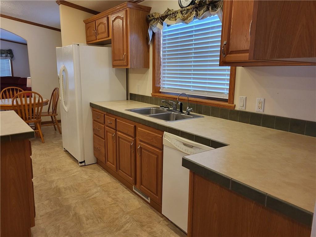 252 Lawsonham Street Rimersburg, PA 16248 - Photo 7 of 27