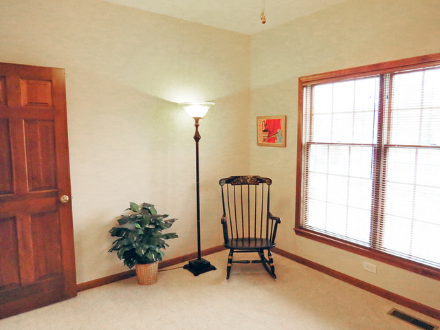 3N875 Baert Road St. Charles, IL 60175 - Photo 12 of 25