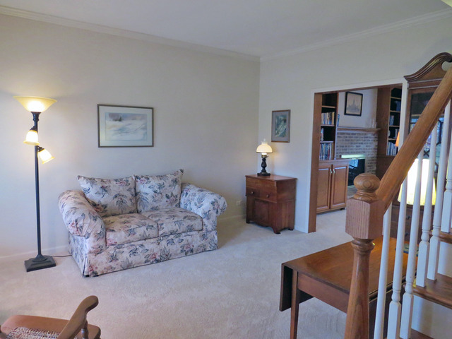 3N875 Baert Road St. Charles, IL 60175 - Photo 4 of 25
