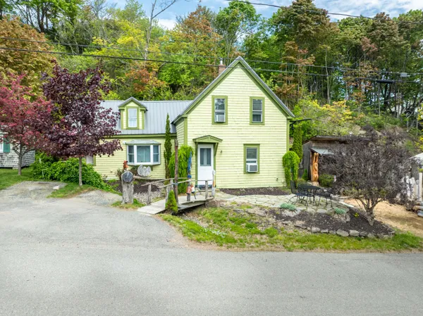 $289,000 | 19 Sullivan Street, Eastport, ME 04631