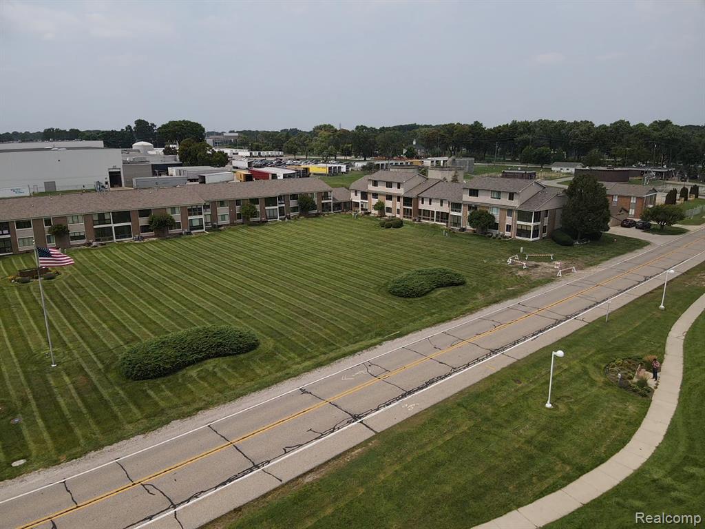 1660 River Road, Unit 6 Marysville, MI 48040 - Photo 9 of 29