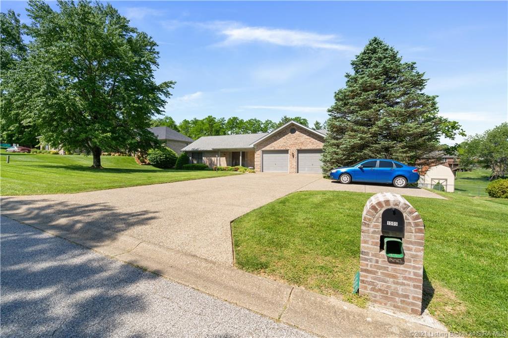1505 Stone Ridge Drive Georgetown, IN 47122 - Photo 2 of 51