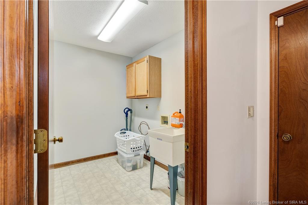 1505 Stone Ridge Drive Georgetown, IN 47122 - Photo 21 of 51