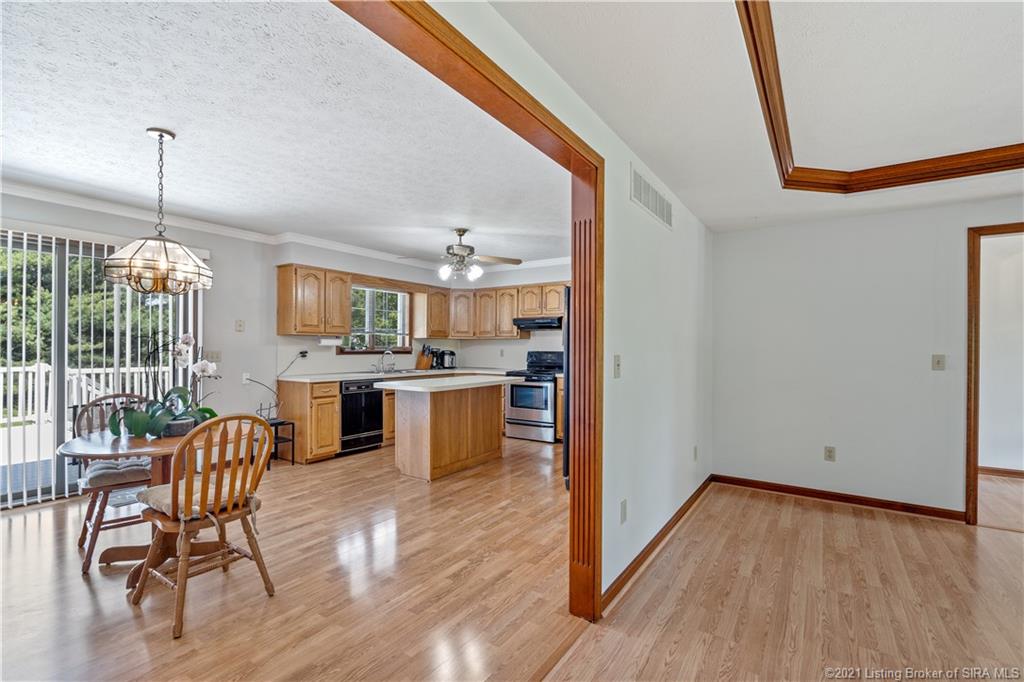 1505 Stone Ridge Drive Georgetown, IN 47122 - Photo 8 of 51