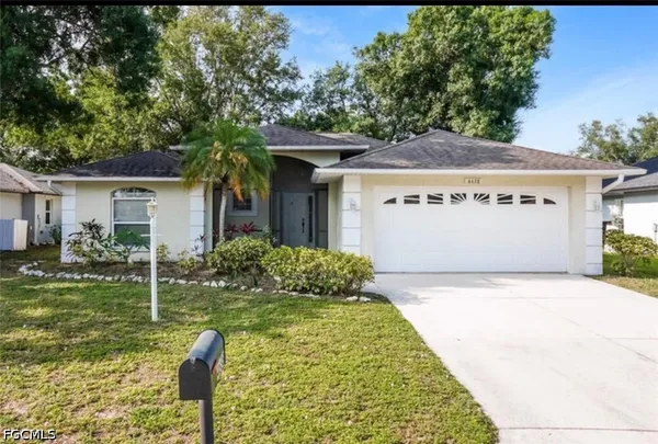 $1,300 | 5211 Cedar Hammock Court, Sarasota, FL 34232