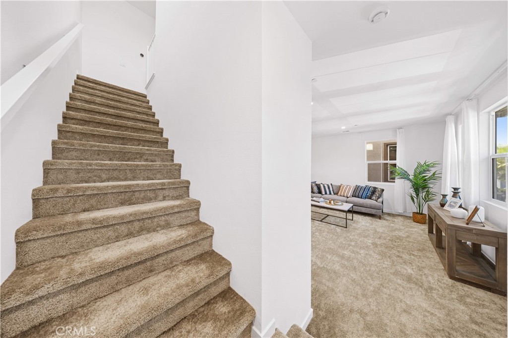 119 Jessup Way Tustin, CA 92780 - Photo 16 of 41