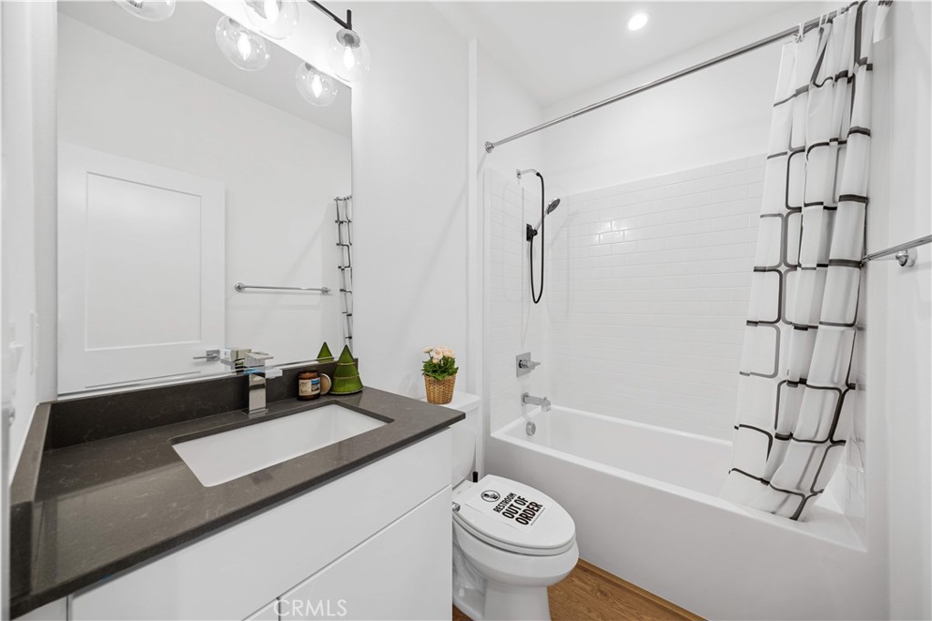 119 Jessup Way Tustin, CA 92780 - Photo 27 of 41