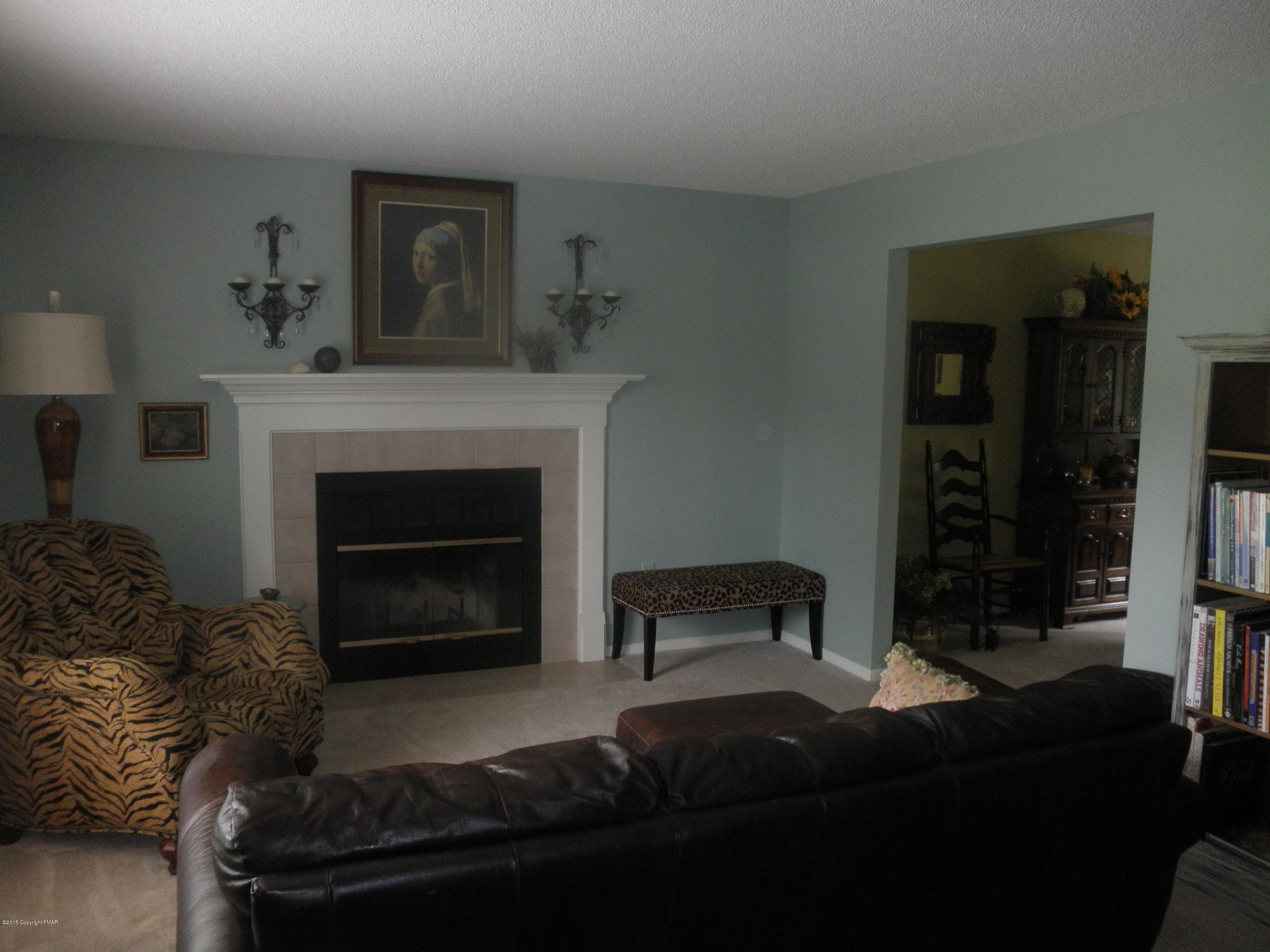 1222 Spring Run Road Saylorsburg, PA 18353 - Photo 24 of 55 Formal Living Room
