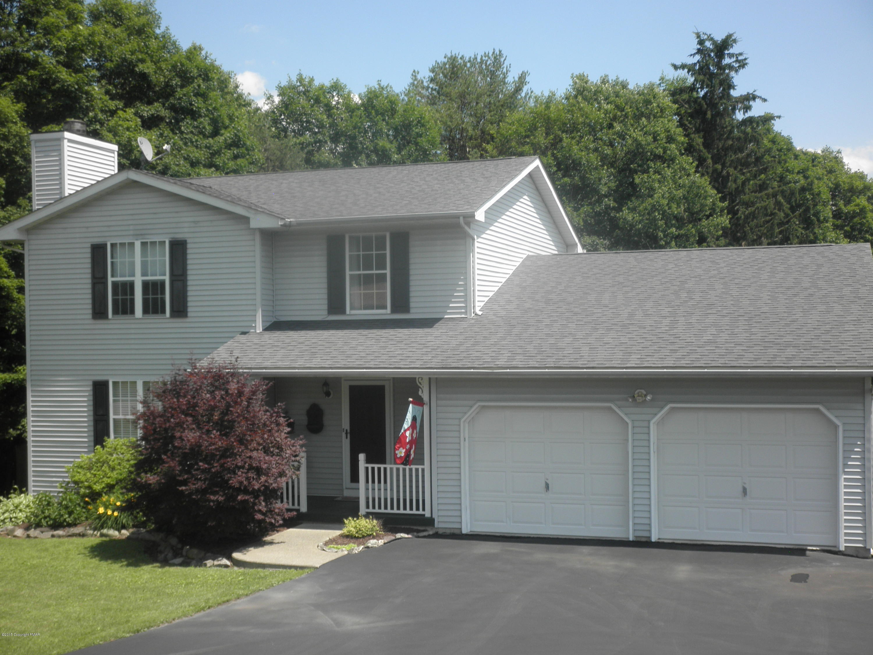 1222 Spring Run Road Saylorsburg, PA 18353 - Photo 3 of 55 Paved Driveway